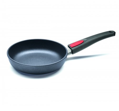 Сковорода WOLL Titan Best W1520TB (20 см)