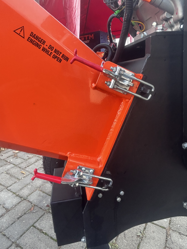 Измельчитель бенз. P4206 15л.с., диам.веток до 15см, барабан с 2 ножами