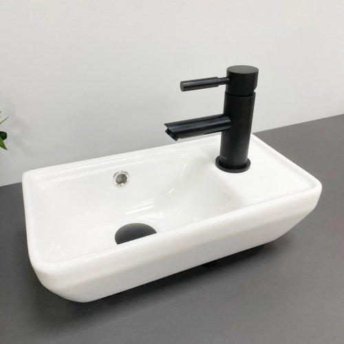 Умывальник (раковина) VBI JESI L WHITE подвесной