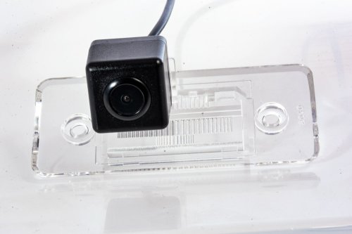 Камера заднего вида Fighter CS-CCD+FM-16 (VW/Skoda/Seat)