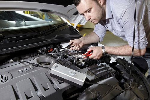 Интелектуальное зарядное устройство RING RESC604