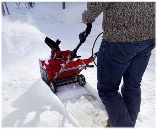 Снегоуборщик электрический AL-KO SnowLine 46 E