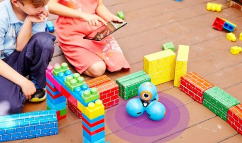 Робот Wonder Workshop Dash