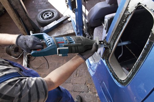 Сабельная пила Bosch GSA 1300 PCE