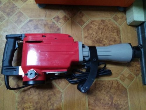 Отбойный молоток Stark RH-1600 DB 140060032