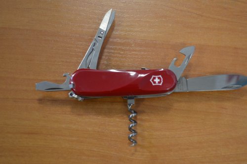 Складной нож Victorinox EVOLUTION Vx23903.SE
