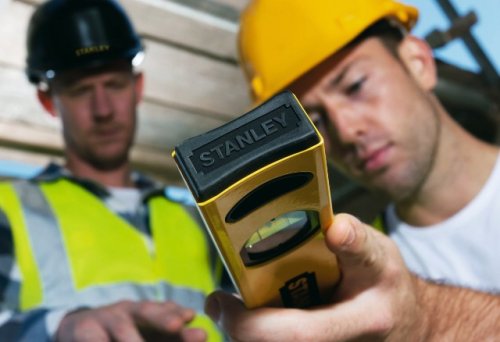 Уровень Stanley Classic Box Level STHT1-43102