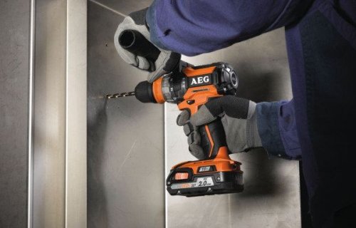 Шуруповерт AEG BSB 18 C BL LI-202C