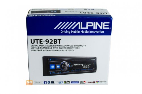 Автомагнитола Alpine UTE-92BT (без диска)