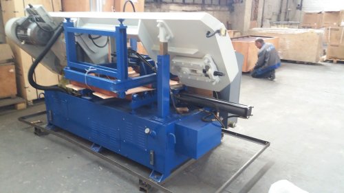 Ленточная пила по металлу FDB Maschinen SGA400G