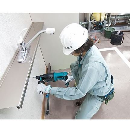 Перфоратор Makita HR2631FT