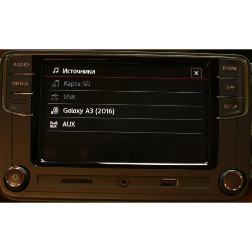 Штатная магнитола RCD 330 VW PQ CarPlay RUS