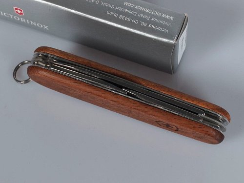 Швейцарский нож Victorinox Spartan Wood 1.3601.63