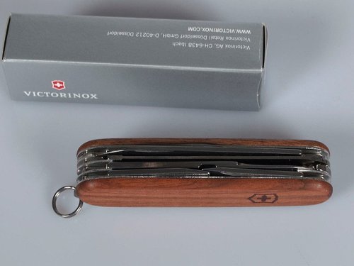 Швейцарский нож Victorinox Huntsman Wood 1.3711.63