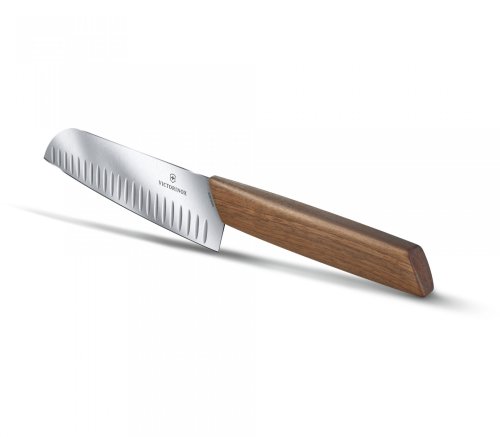 Кухонный нож Victorinox Swiss Modern Santoku 6.9050.17KG