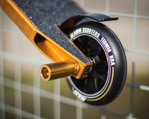 Трюковий самокат Slamm Urban VII Extreme золотий