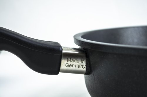 Сотейник AMT 20х7 см I-720-E-Z10B