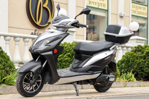 Электроскутер Maxxter Falcon Black