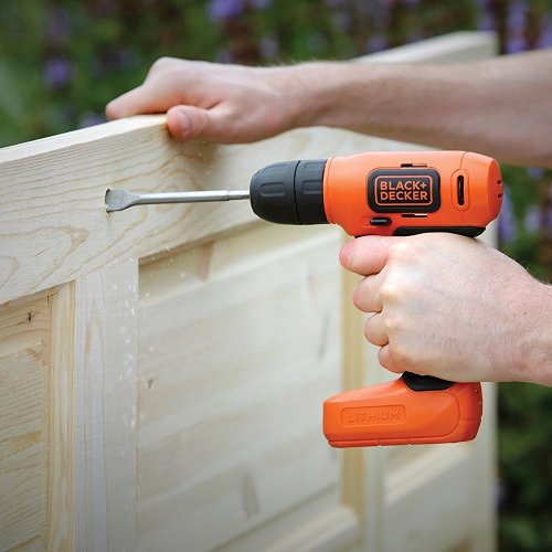 Дрель шуруповерт аккумуляторная Black&Decker BDCD8