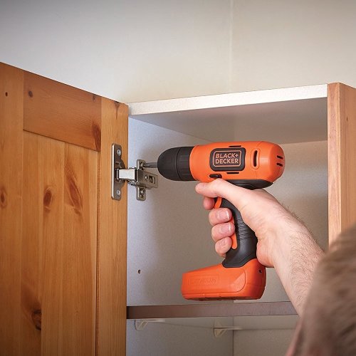 Дрель шуруповерт аккумуляторная Black&Decker BDCD8