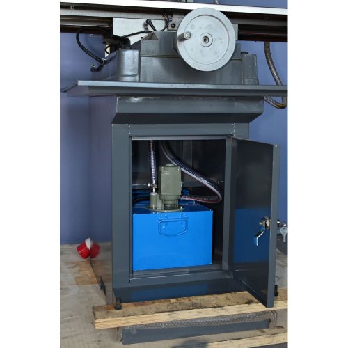 Фрезерный станок по металлу FDB Maschinen DM45LV