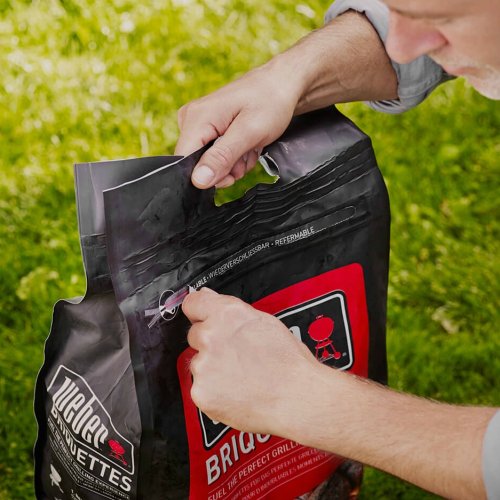 Угольные брикеты Weber 4кг 17590