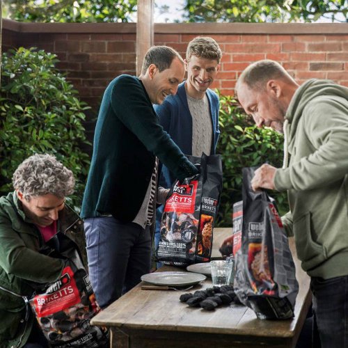 Угольные брикеты Weber 4кг 17590