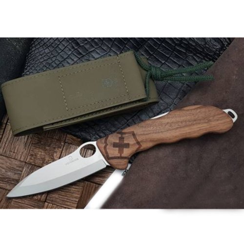 Складной нож Victorinox Hunter Pro (0.9411.M63)