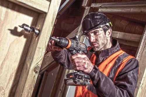 Дрель шуруповерт аккумуляторная AEG BSB18CBLLELI-252X