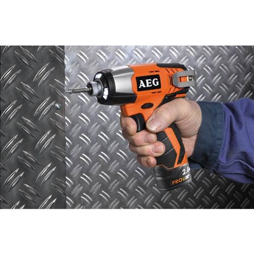 Аккумуляторный ударный шуруповерт AEG BSS12СLI-202C