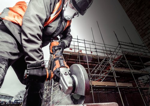 Аккумуляторная болгарка AEG BEWS18-230BL-0