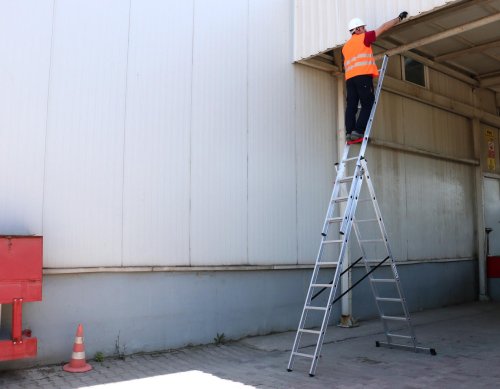 Универсальная лестница Virastar Triomax Pro 3x9 ступеней (TS185)