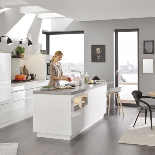 Змішувач для кухні Grohe Essence 30270000