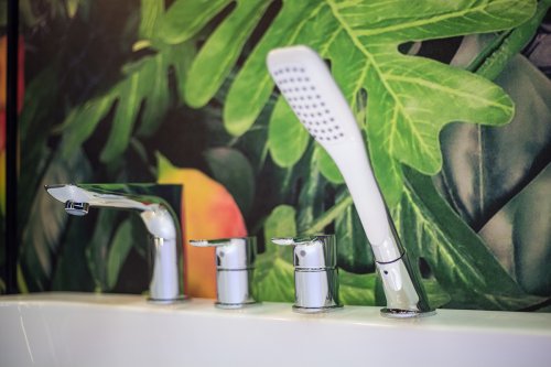 Смеситель для ванной Excellent Oxalia AREX.9033CR