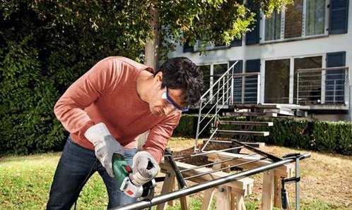 Болгарка Bosch PWS 700-125