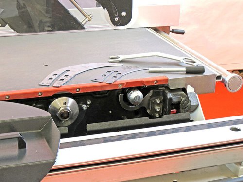 Форматно-раскроечный станок Robland Z 400M