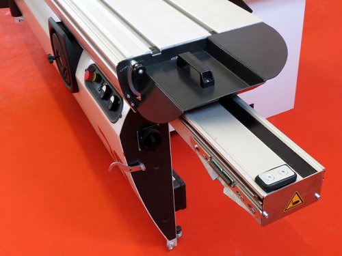 Форматно-раскроечный станок Robland Z 400M