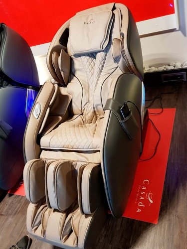 Массажное кресло Casada AlphaSonic II (коричневое)