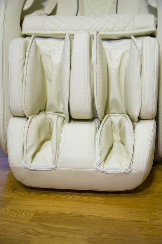 Массажное кресло Casada AlphaSonic II (Премиально белое)