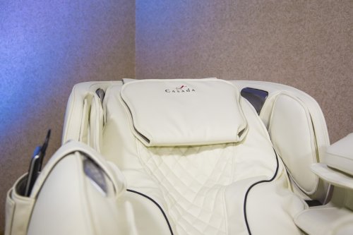 Массажное кресло Casada AlphaSonic II (Премиально белое)