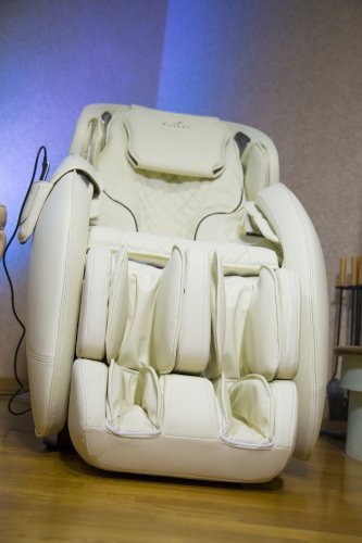 Массажное кресло Casada AlphaSonic II (Премиально белое)