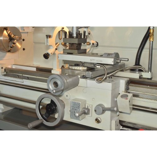 Токарный станок по металлу FDB Maschinen Turner 320X1000WM-DPA