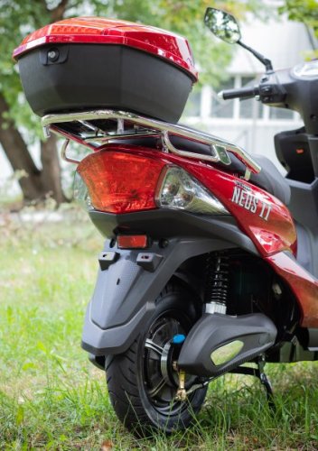 Электроскутер Maxxter NEOS II Red