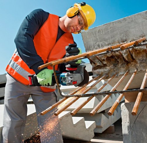 Аккумуляторная болгарка Bosch Professional GWS 18V-10 C (06019G310D)