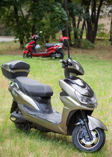 Электроскутер Maxxter NEOS II Limited Edition (Black-Gray)