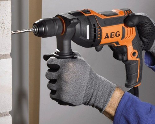 Дрель ударная AEG SBE750RE