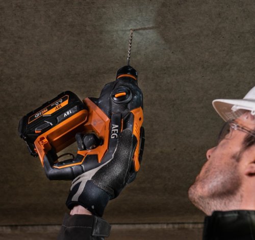 Аккумуляторный перфоратор AEG BBH18C-0