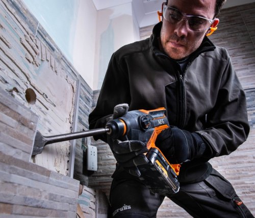 Аккумуляторный перфоратор AEG BBH18C-0