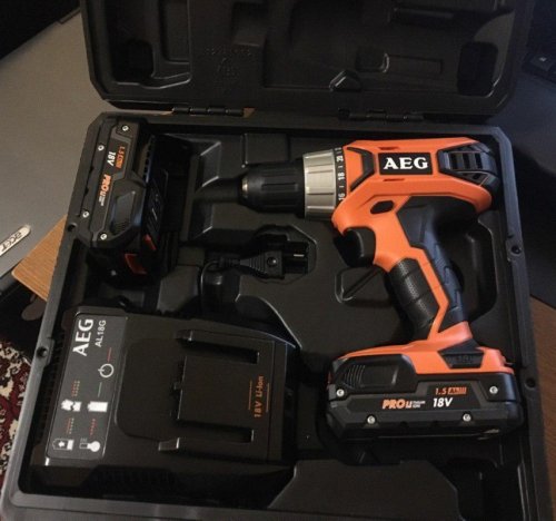 Дрель шуруповерт аккумуляторная AEG BS18G3LI-152C