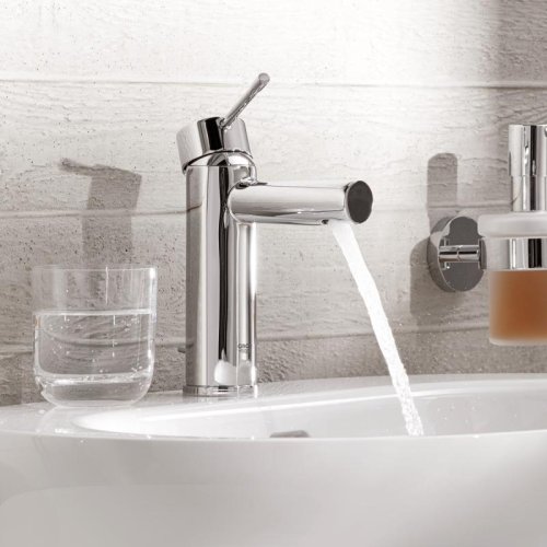 Смеситель для умывальника Grohe Essence 23379001